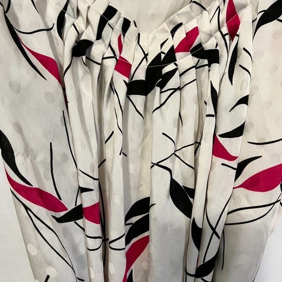 Women's Lightweight Blouse Size 16W - Picture 3 of 4